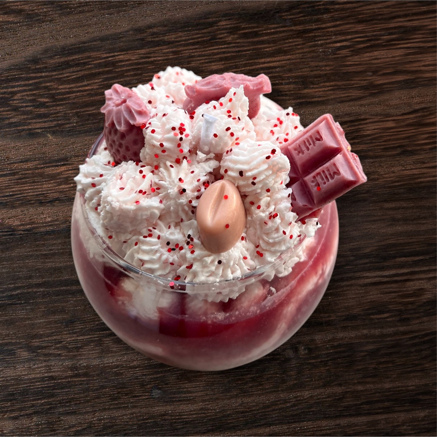 Moyenne bougie gourmande saveur fraise
